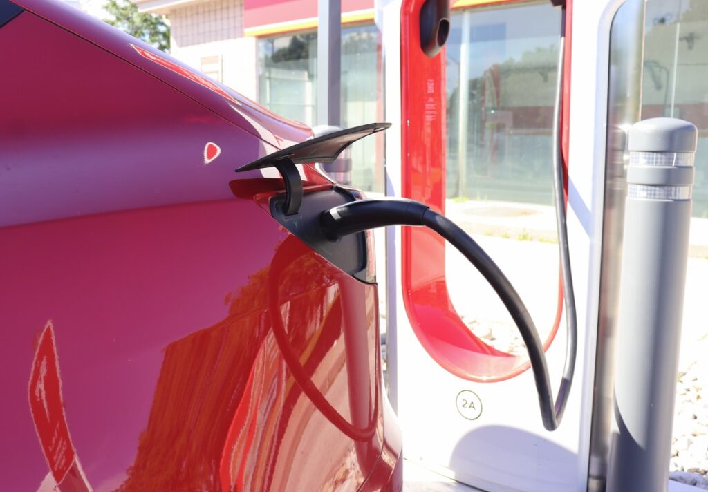 Tesla recharging in Oakville at Supercharger station, 345 Speers Rd.