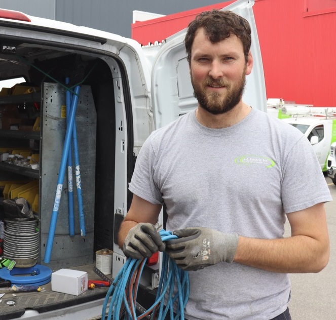 Tim is a commercial electrician in Oakville