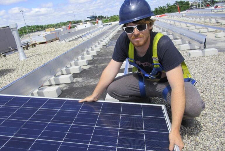 solar panel installer